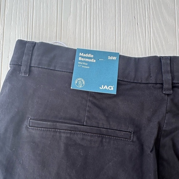 Jag black Maddie Bermuda shorts size 16w(2) , 22w - Picture 5 of 5